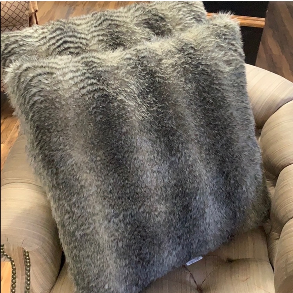 Faux fur accent pillows set of 2